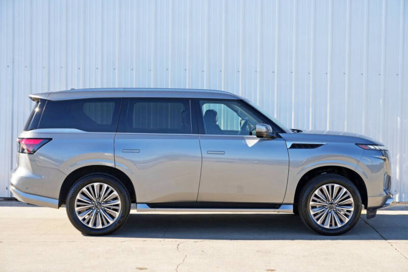 2025 Infiniti QX80 Sensory