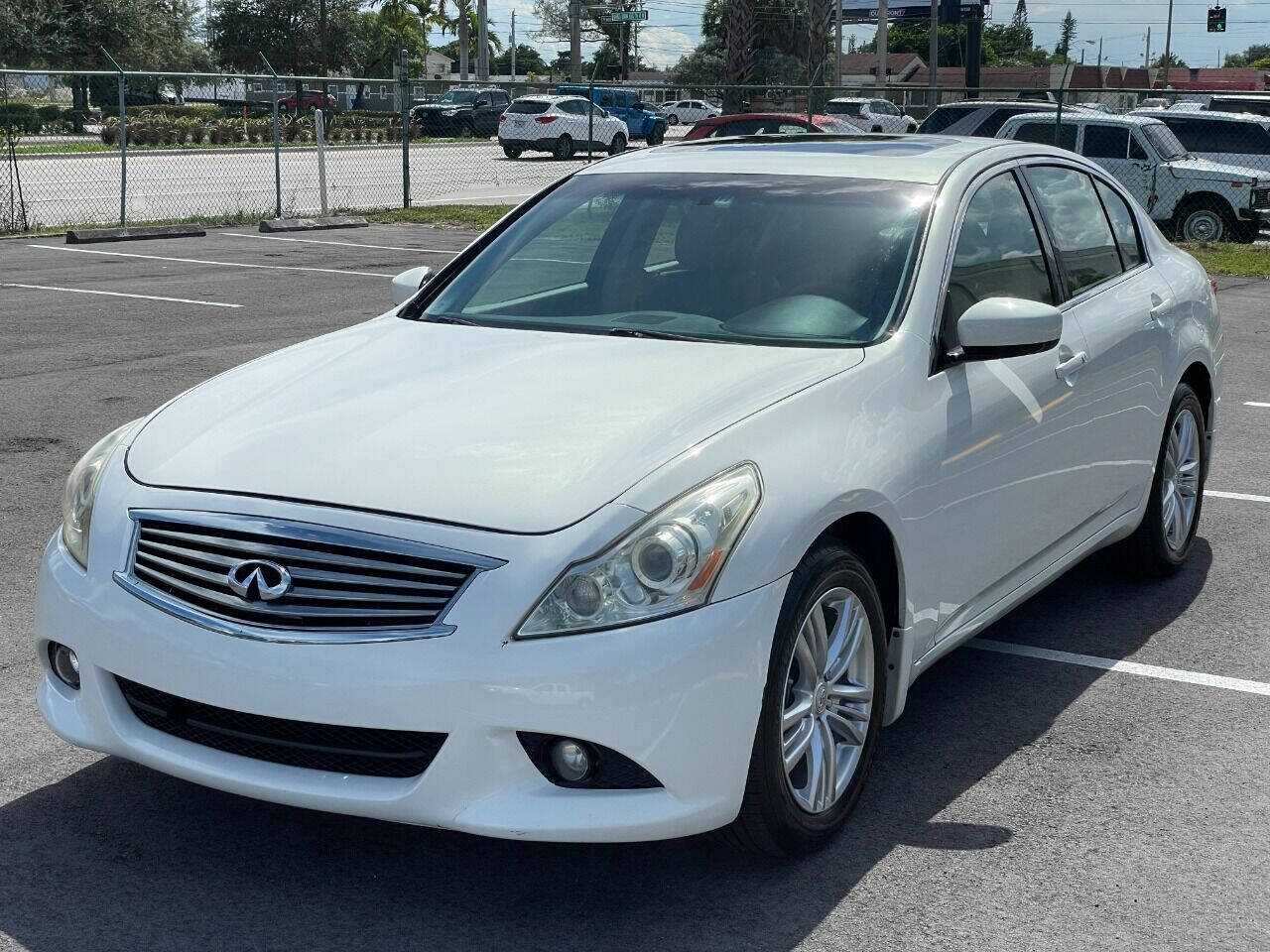2013 INFINITI G37 Sedan