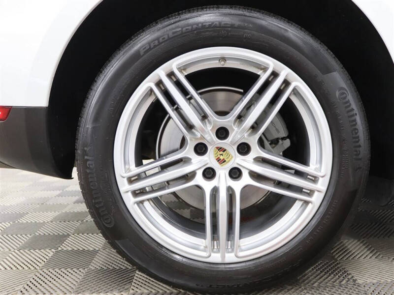 2020 Porsche Macan S