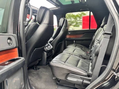 2018 Lincoln Navigator Select