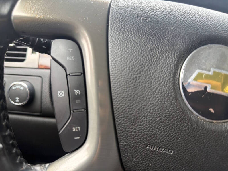 2011 Chevrolet Suburban LS