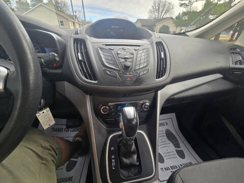 2014 Ford C-MAX Hybrid SE