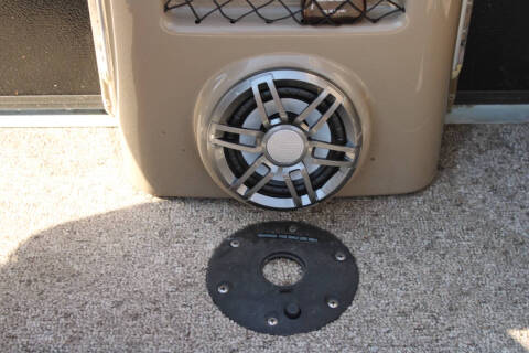 2012 Premier Marine Grand Majestic LTD 250