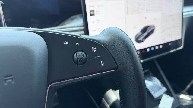 2025 Tesla Model S Plaid