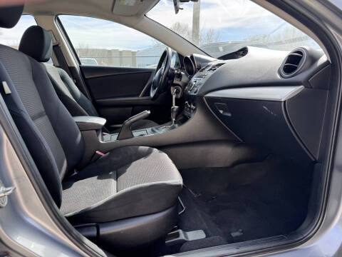 2012 Mazda MAZDA3 i Touring