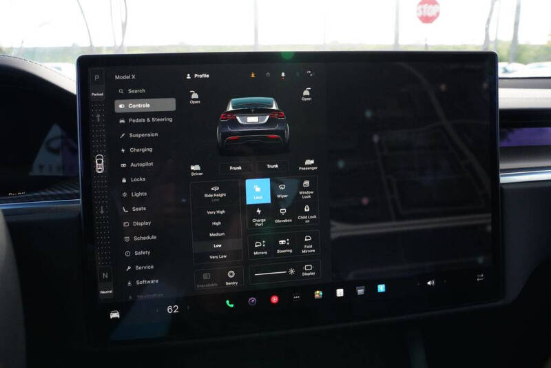 2022 Tesla Model X Plaid