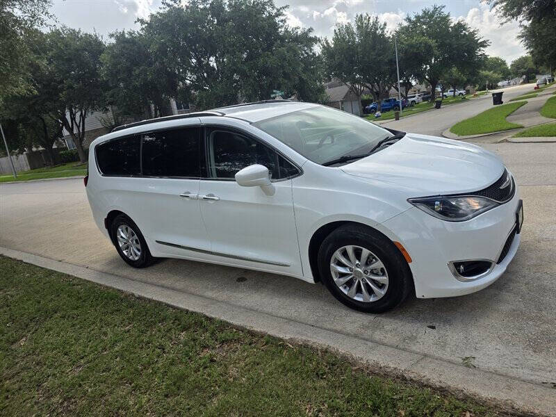 2019 Chrysler Pacifica Touring L