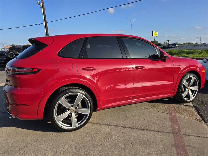 2022 Porsche Cayenne S