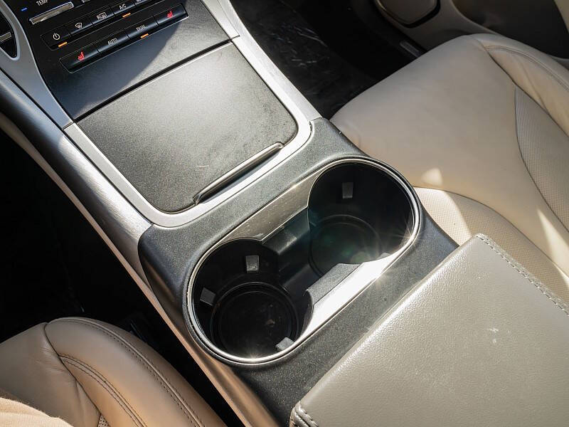 2020 Lincoln Nautilus Standard