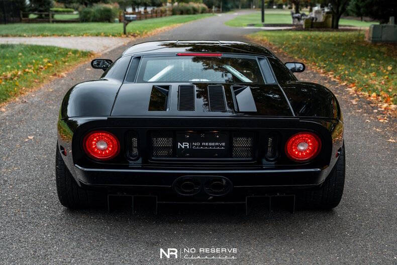 2005 Ford GT