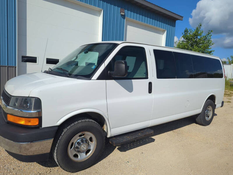 2017 Chevrolet Express LT 3500