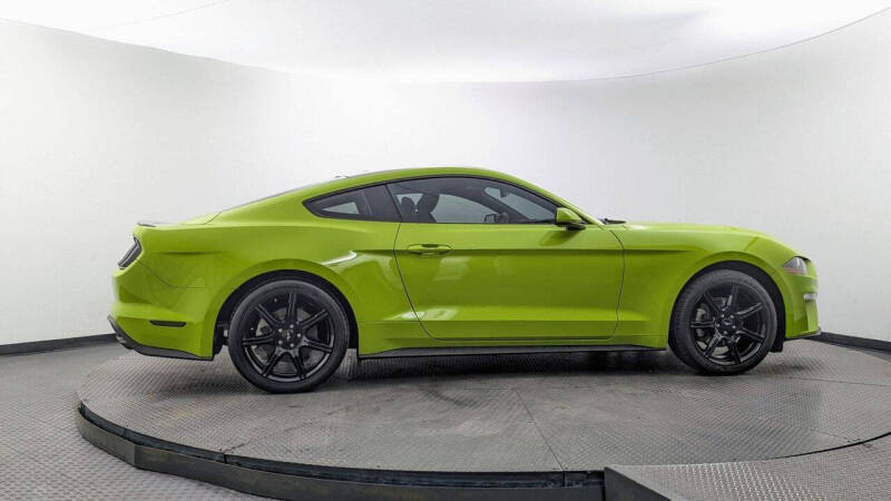 2020 Ford Mustang EcoBoost
