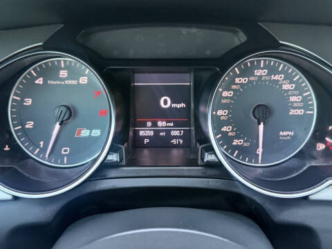 2011 Audi S5 4.2 quattro Premium Plus