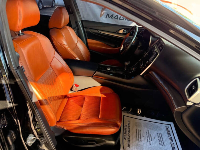 2019 Nissan Maxima Platinum