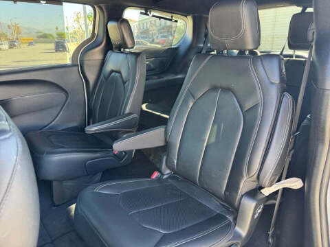 2020 Chrysler Pacifica Launch Edition