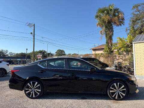 2022 Nissan Altima 2.5 SR