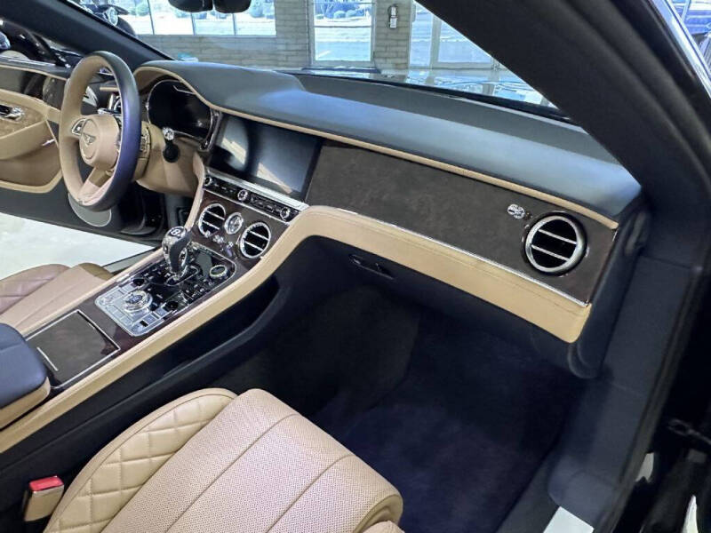 2021 Bentley Continental GTC V8