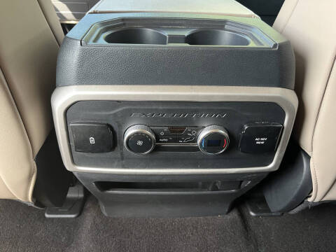 2023 Ford Expedition MAX XLT