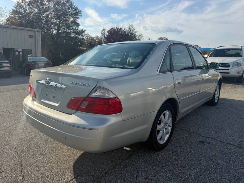 2003 Toyota Avalon XL