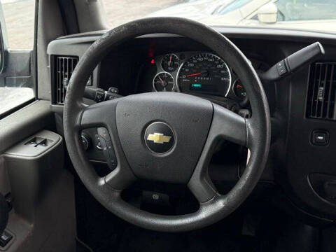 2017 Chevrolet Express 2500