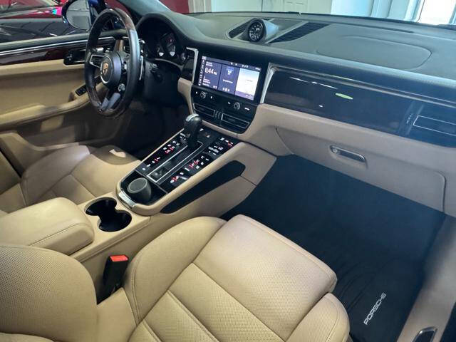 2024 Porsche Macan S