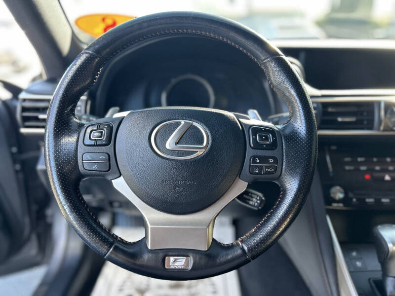 2018 Lexus IS 300