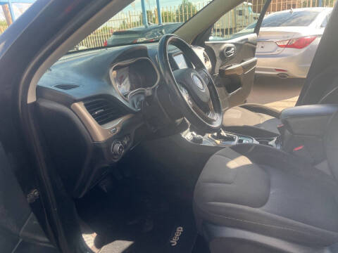 2017 Jeep Cherokee Latitude