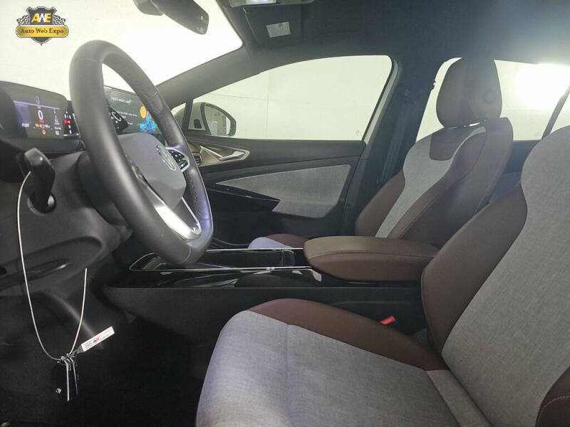 2023 Volkswagen ID.4 Pro