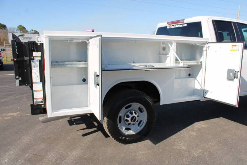 2024 GMC Sierra 2500HD Pro