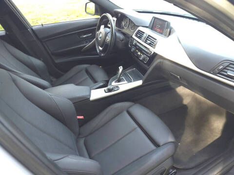 2018 BMW 3 Series 320i