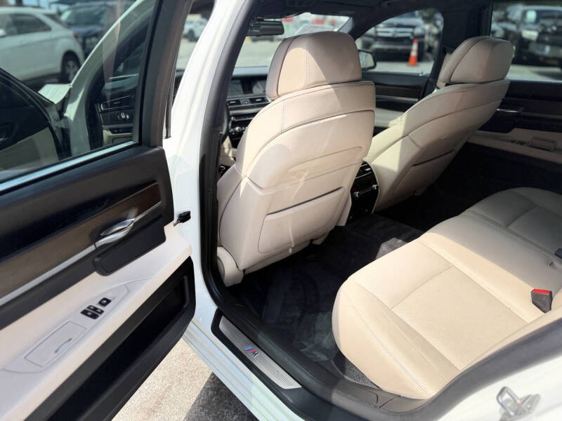 2011 BMW 7 Series 740Li