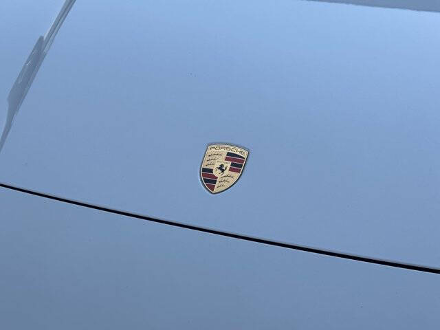 2025 Porsche Panamera 4