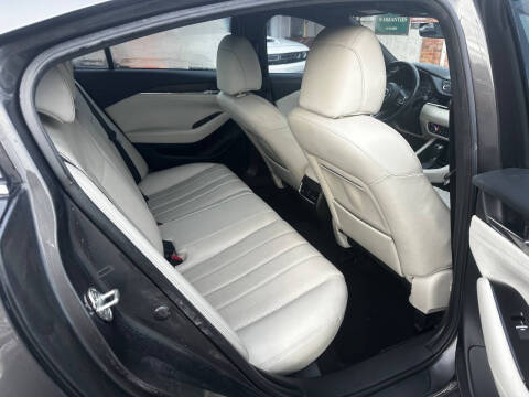 2018 Mazda MAZDA6 Signature