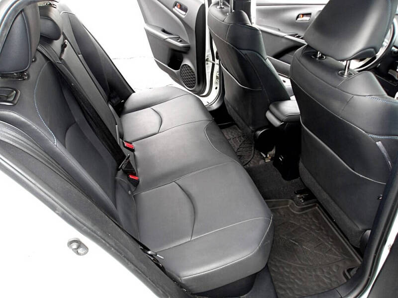 2016 Toyota Prius Four Touring