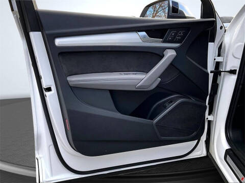 2019 Audi SQ5 3.0T quattro Premium Plus