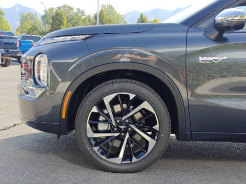 2025 Mitsubishi Outlander PHEV SEL