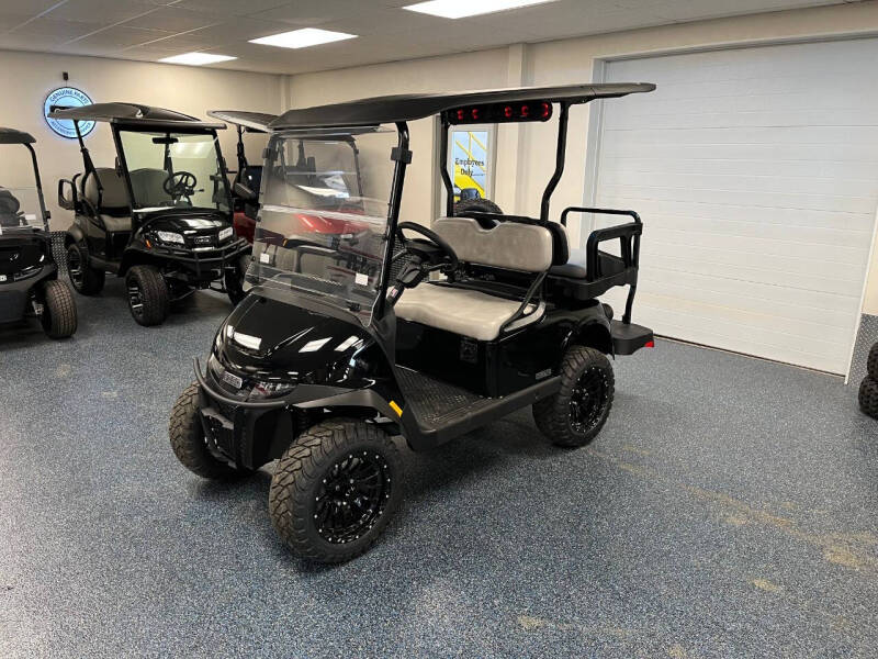 2026 E-Z-GO RXV 4