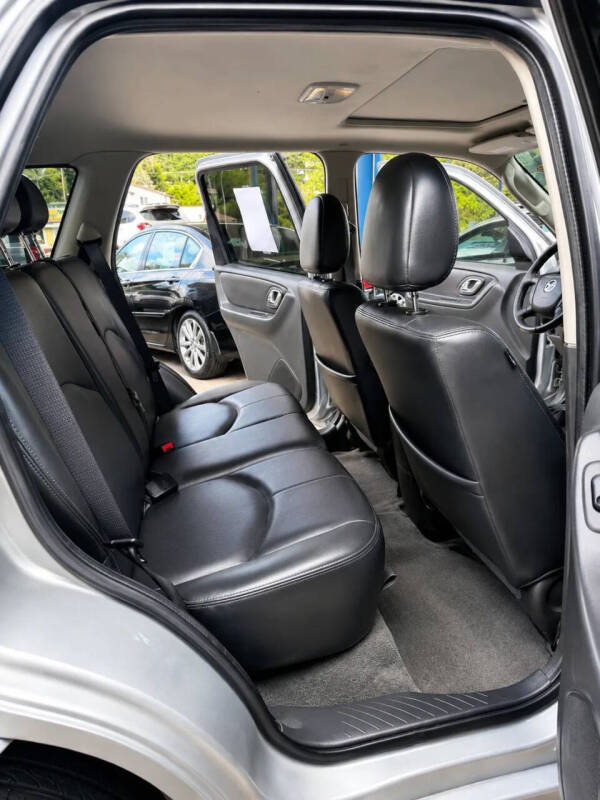 2006 Mazda Tribute s