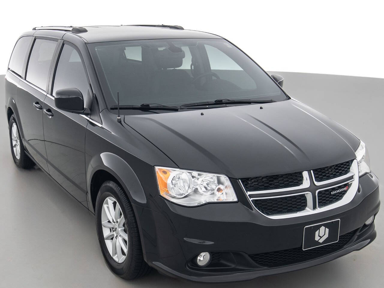 Used Car 2020 Dodge Grand Caravan  Sxt 4dr Mini Van For Sale Under $12,000 In Coal City, Illinois