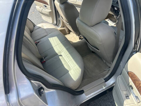 2011 Mercury Grand Marquis LS