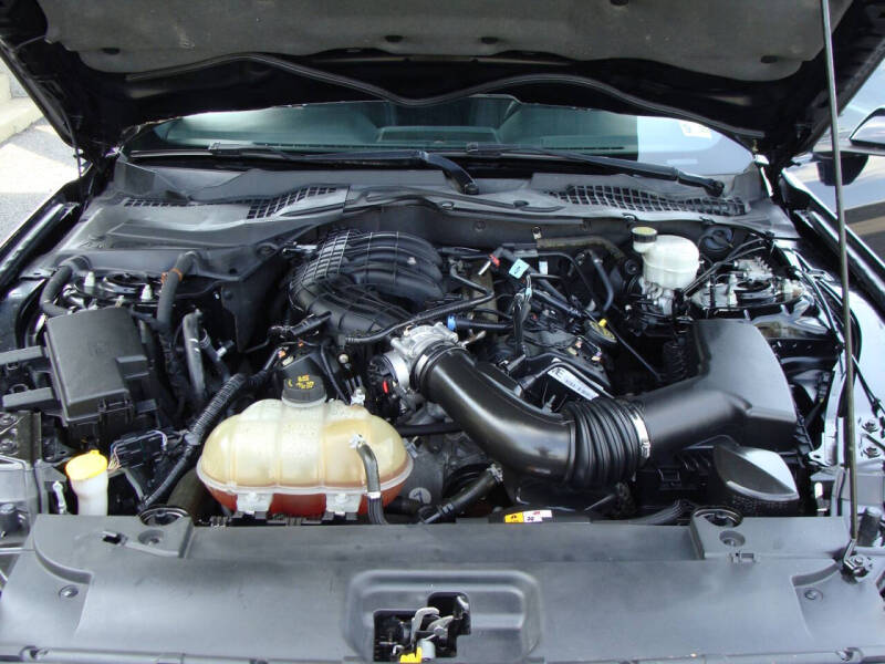 2015 Ford Mustang V6