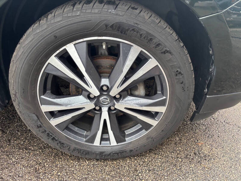 2018 Nissan Pathfinder S