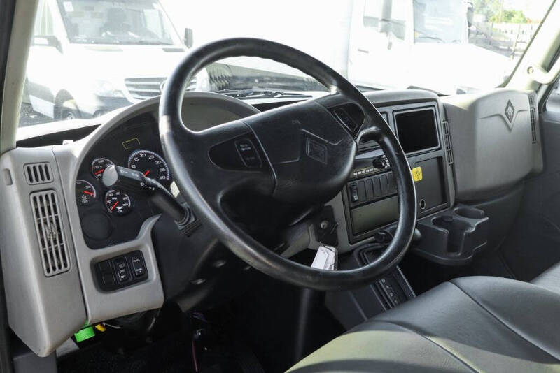 2018 International DuraStar 4300