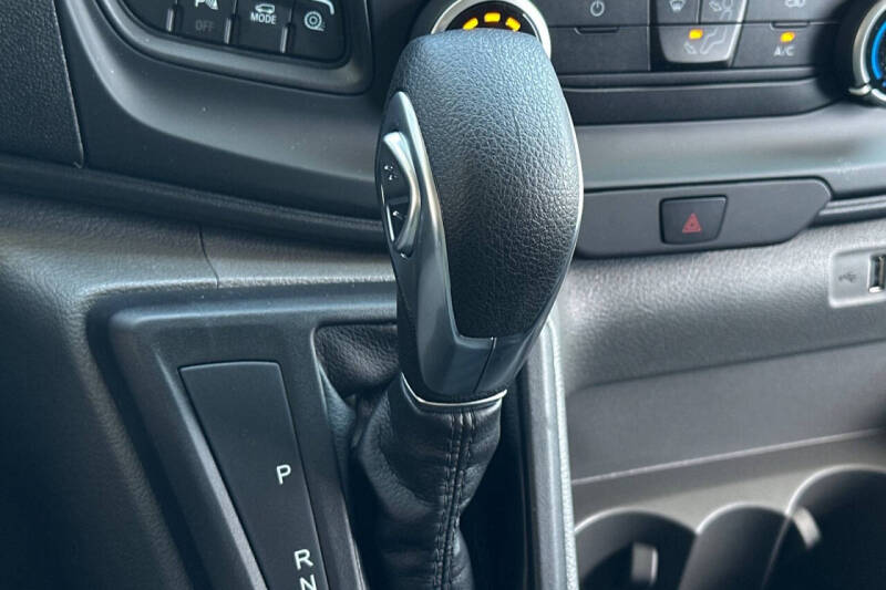 2025 Ford Transit