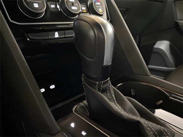 2022 Volkswagen Atlas Cross Sport V6 SE