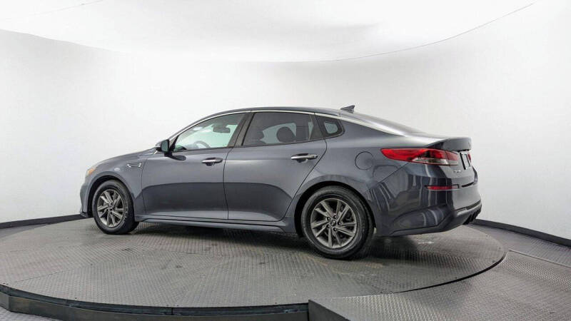 2020 Kia Optima LX