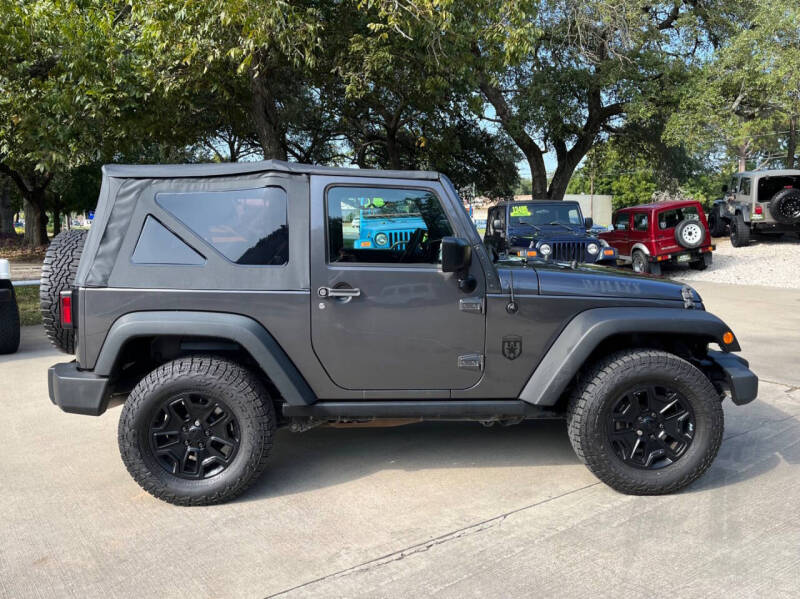 2017 Jeep Wrangler Willys Wheeler