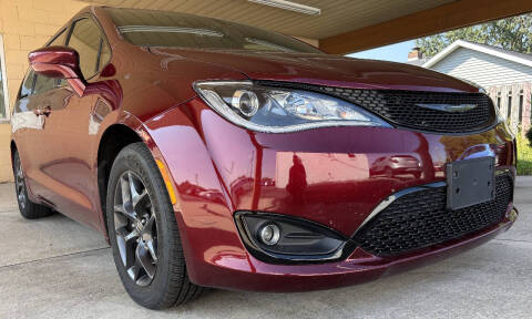 2018 Chrysler Pacifica Touring L Plus