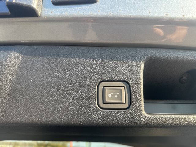 2026 Chevrolet Equinox EV LT 2