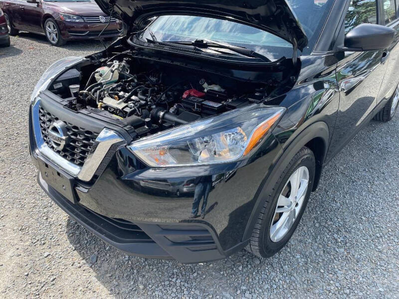 2020 Nissan Kicks S